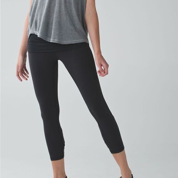 Womens Lululemon Wunder Under Pant Roll Down - Picture 1 of 5